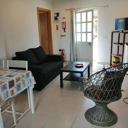 Duas Casas De Ferias Medronhal Faro Em 520 - 2 Exterior photo